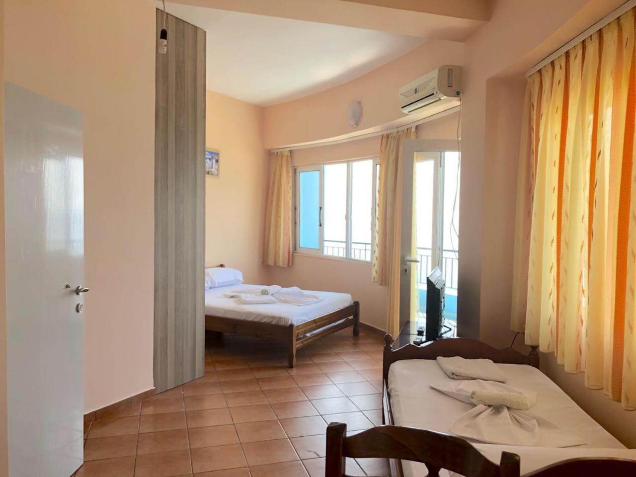 Emily's Hotel Himarë